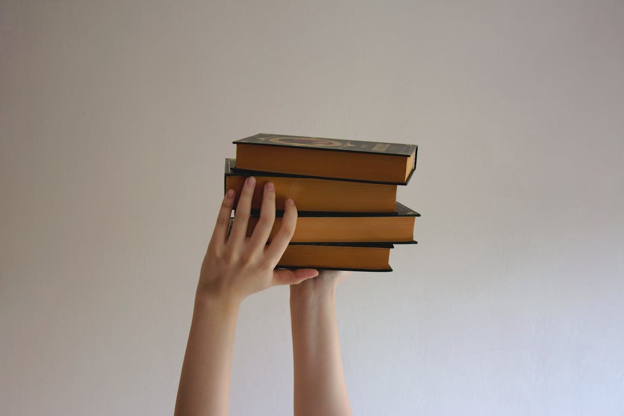 Top 5 Books to Improve Investment Ideas & Strategies 2026-27